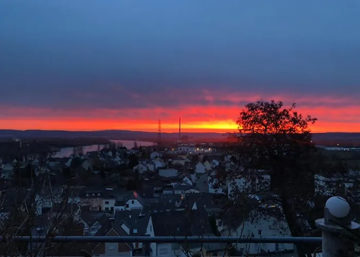 Zum Schoenen Ausblick Weissenthurm