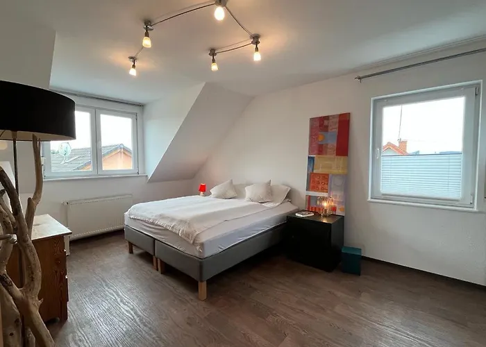 Zum Schoenen Ausblick *