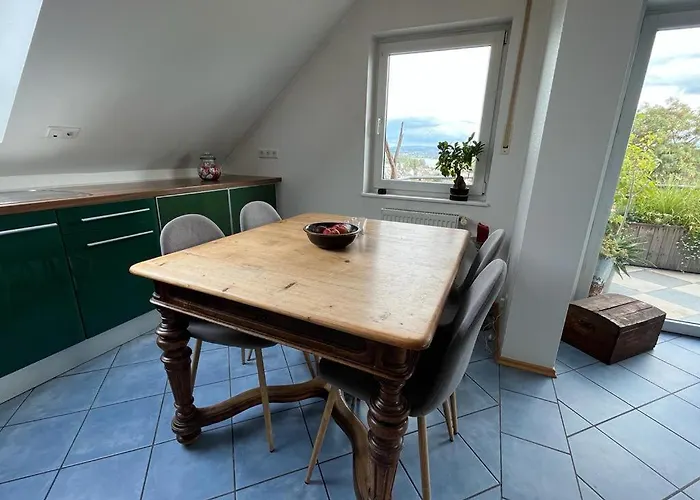 Zum Schoenen Ausblick דירה